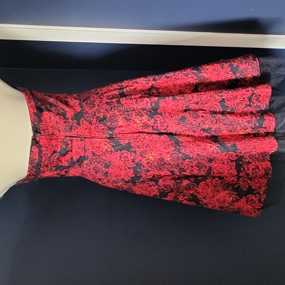 Hot topic pin up rose dress size large - Picture 5 of 5